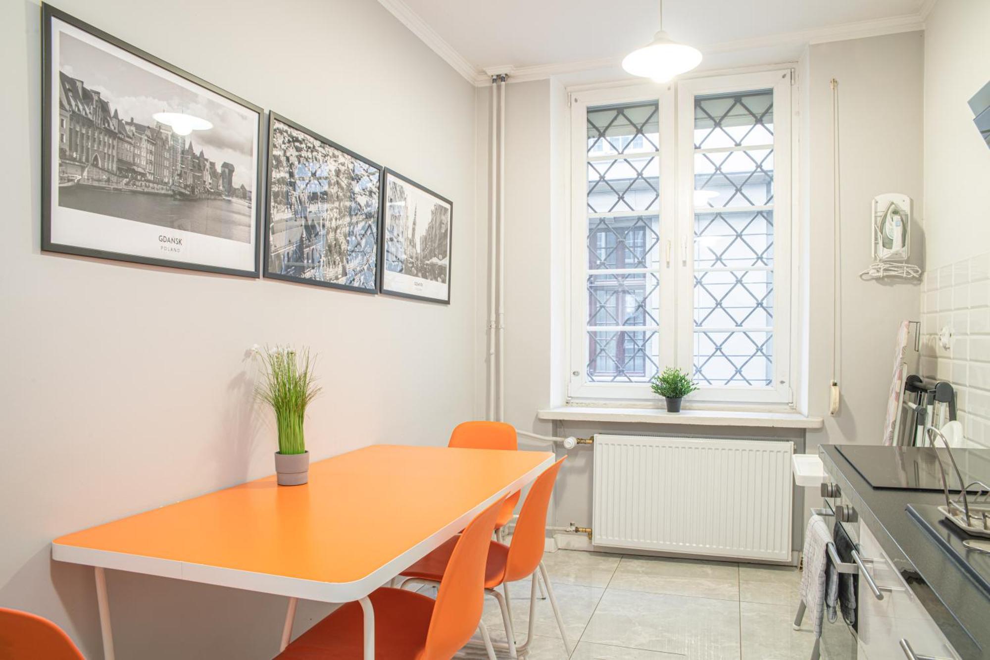 Lily - Private In The Old Town Privat overnatting